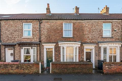 Terraced house - Lowther Street York, YO31 7LZ