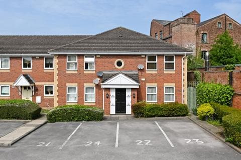 Flat - Barbican Mews, York, YO10