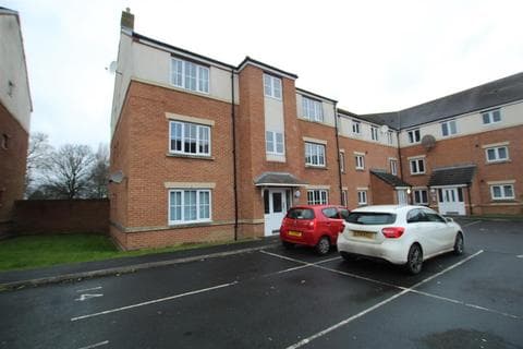 Apartment - Clough Close, Middlesbrough TS5