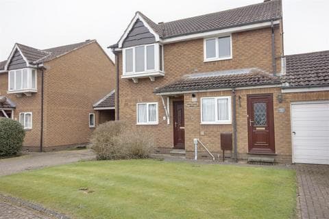 Apartment - Chelsea Court, Cottingham