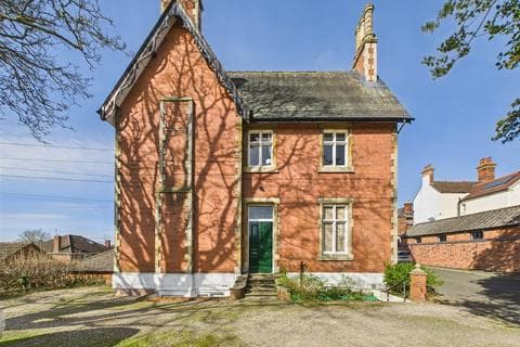 Apartment - Camp Hill Road, Worcester, Worcestershire, WR5
