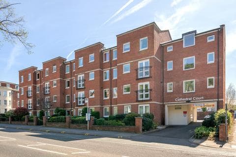 Apartment - London Road, Gloucestershire GL1