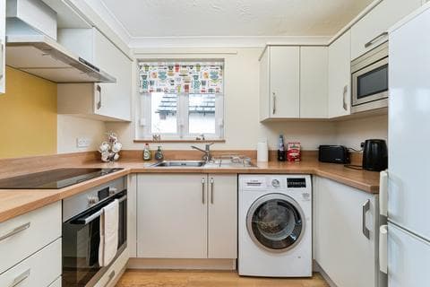 Apartment - Haig Court, Chesterton CB4