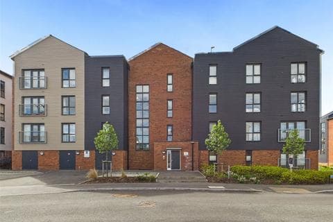 Apartment - Hobbs Way, Gloucester, Gloucestershire, GL2