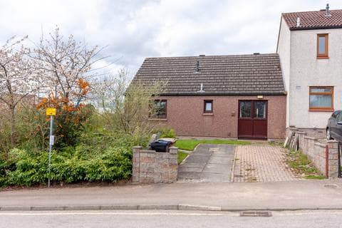 Bungalow - Gaitside Drive, Garthdee, Aberdeen, AB10