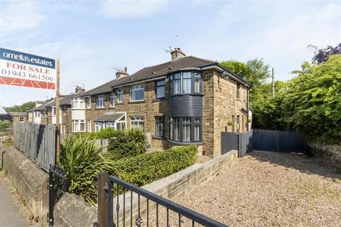 End of terrace house - Bradford Road, Bradford BD10