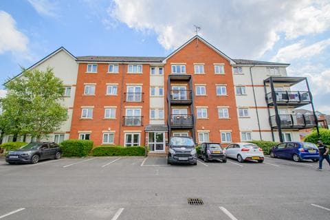 Flat - Gladstone Street, Warrington WA2
