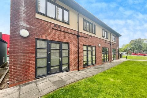 Ground floor flat - Crook Street, Bolton, BL3