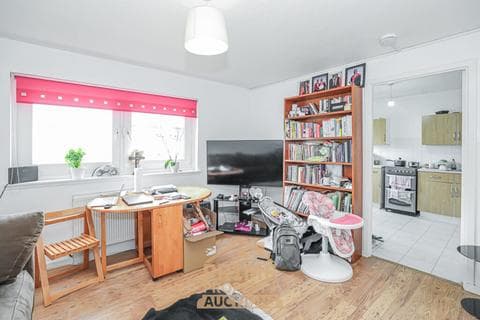 Flat - Marquis Road, Aberdeen AB24