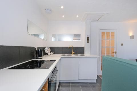 Flat - 84 King Street, The City Centre, Aberdeen, AB24
