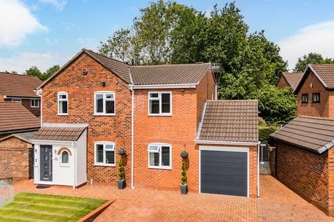 Detached house - Rockingham Close, Birchwood, WA3