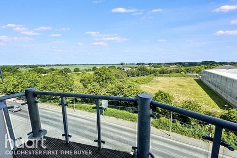 Apartment - De Grey Road, Colchester
