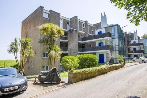 Flat - Clwyd, Northcliffe, Penarth