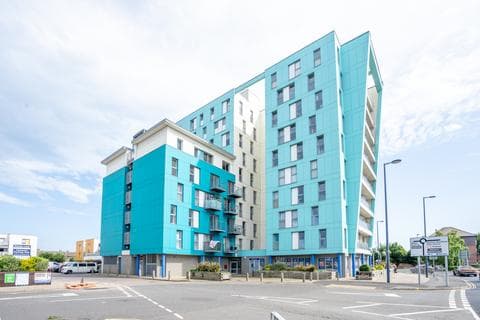 Flat - Fratton Way, Southsea PO4