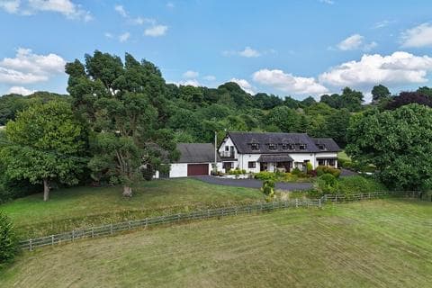 Detached house - Lightwood Road, Stoke-On-Trent, ST3