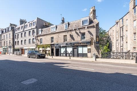 Flat - Holburn Street, Aberdeen AB10