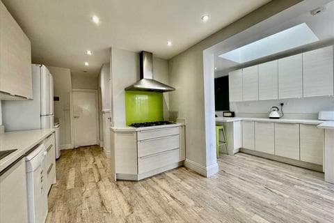 House share - North Road East, Plymouth