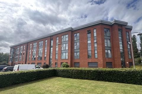 Flat - Rothesay Gardens, Parkfields, Wolverhampton, WV4