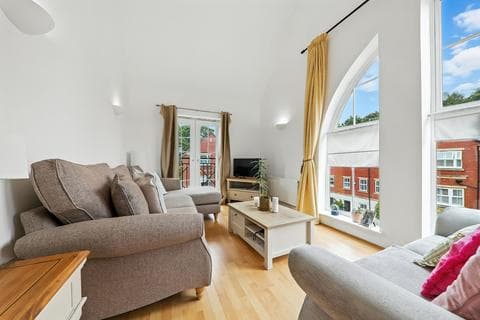 Apartment - Mansion Gate Square, Leeds, LS7