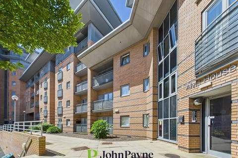 Apartment - Manor House Drive, Coventry, CV1