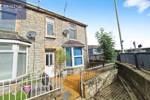 End of terrace house - Sunnyside Road, Bridgend