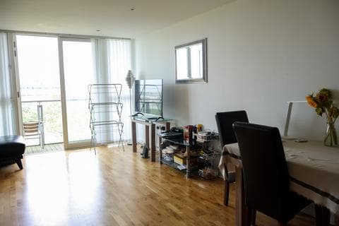 Flat - Lower Twelfth Street, Milton Keynes MK9