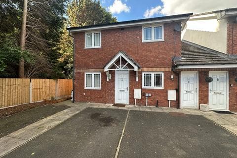Flat - Apple Blossom Grove, Cadishead, M44