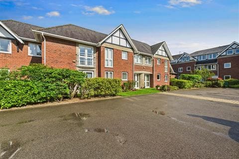 Retirement property - Barrow Lane, Hessle