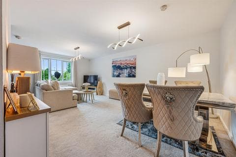 Apartment - Chaise Meadow, Lymm WA13
