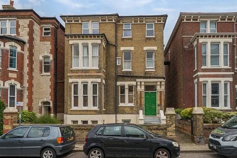 Apartment - Lennox Road South, Southsea
