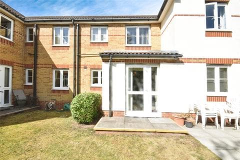 Apartment - McLay Court, Cardiff CF5