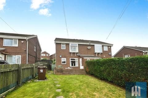Apartment - Woodlands Close, Bradley, Huddersfield, HD2