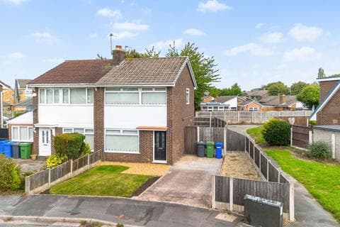 Semi-detached house - Worsborough Avenue, Great Sankey, WA5