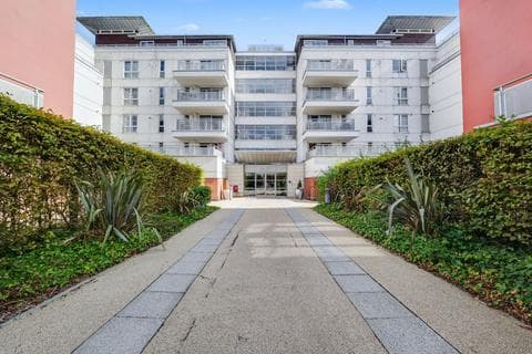 Flat - Watkin Road, Leicester, LE2