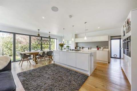 Detached house - Albemarle Gate, Pittville, Cheltenham