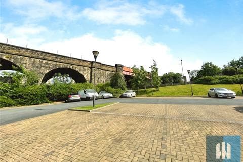 Apartment - The Ironworks, Birkhouse Lane, Paddock, Huddersfield, HD4