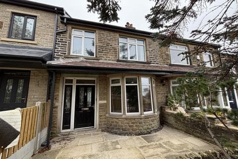 Terraced house - Beechwood Road, Bradford BD6