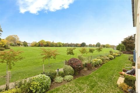 Apartment - Lefroy Court, Cheltenham GL51
