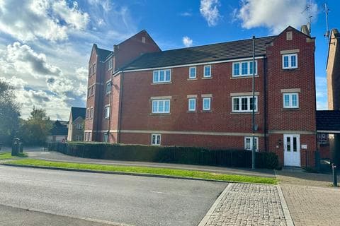 Apartment - Torun Way, Haydon End, Swindon, SN25
