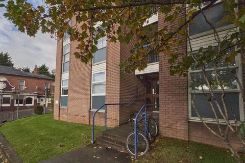 Apartment - Pinhoe Road, Exeter