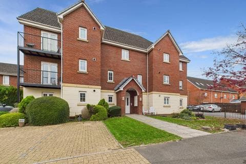 Flat - Tasker Square, Llanishen, Cardiff. CF14