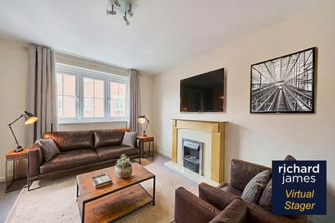Flat - Havisham Drive, Haydon End, Swindon, SN25