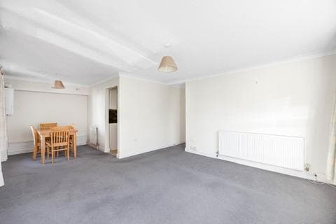 Apartment - Painswick Road, Tivoli, Cheltenham, GL50
