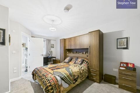 Ground floor flat - Coastal Point, 647-655 New South Promenade, FY4
