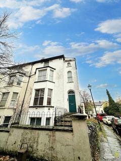 Apartment - Wordsworth Avenue, Cardiff CF24