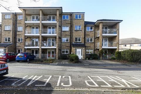 Apartment - Laund Road, Huddersfield HD3