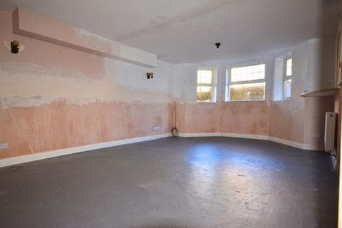 Flat - Glen Fern Road, Bournemouth BH1