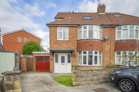 Semi-detached house - Manor Park Grove, York