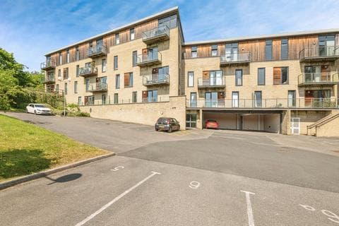Apartment - Church Street, Huddersfield HD5