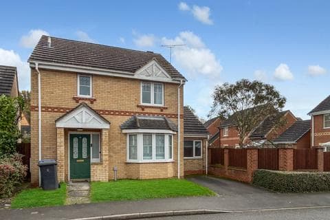 Detached house - Hallgate Close, Oakwood, Derby, Derbyshire, DE21